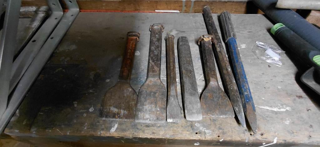 5 steenbeitels en 2 puntbeitels voor beton, Ophalen of Verzenden, Gebruikt