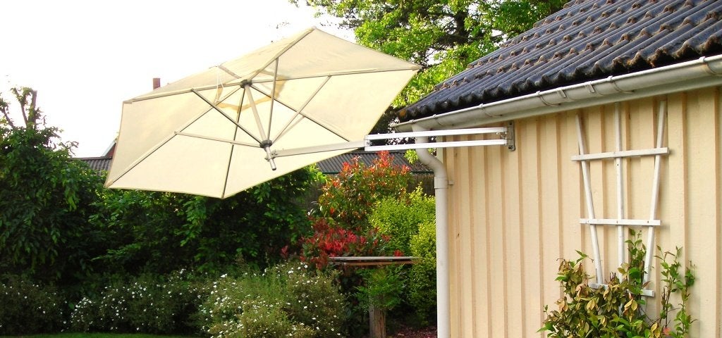 parasol aluminium met muurbevestiging nieuw staat, Jardin & Terrasse, Parasols, Comme neuf, Enlèvement, 2 à 3 mètres, Parasol mural