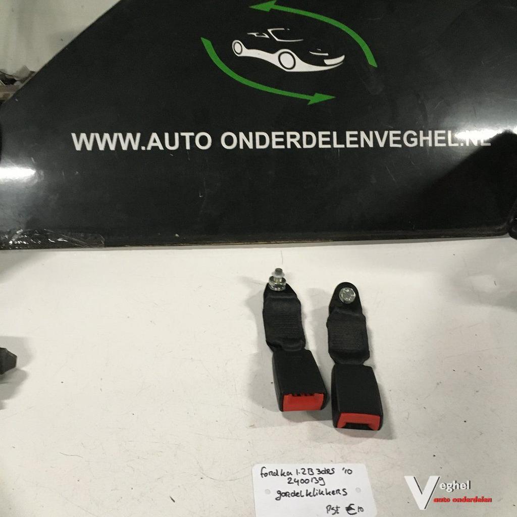 Ford Ka 1.2 B 2010 Gordel insteek achter, Gebruikt, -, -, Ophalen of Verzenden