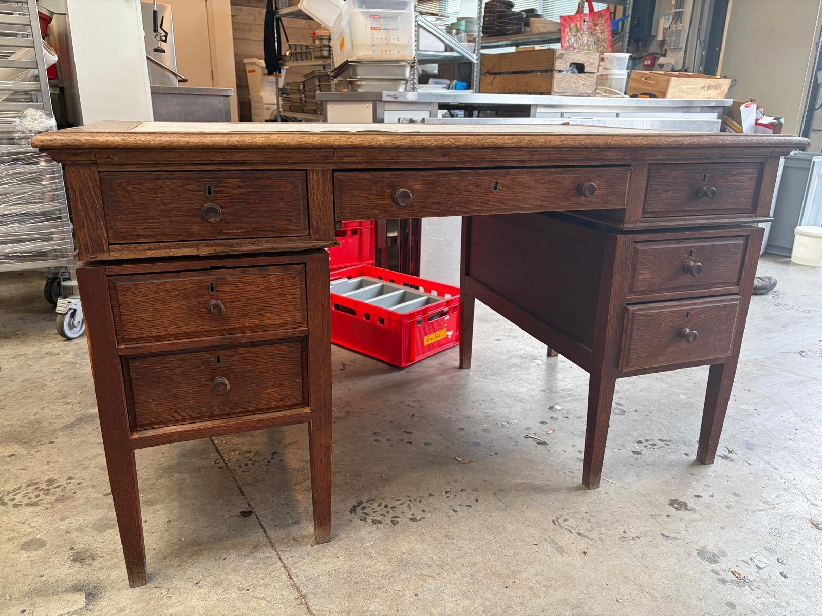 Antieke eiken Vintage bureau, Vintage, Enlèvement, Espace de rangement
