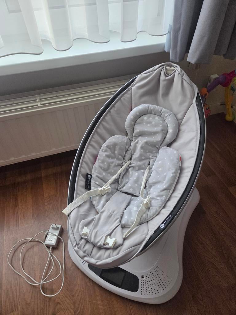 Mamaroo 4 moms, Autres marques, Enlèvement, Utilisé, Avec ceinture(s)