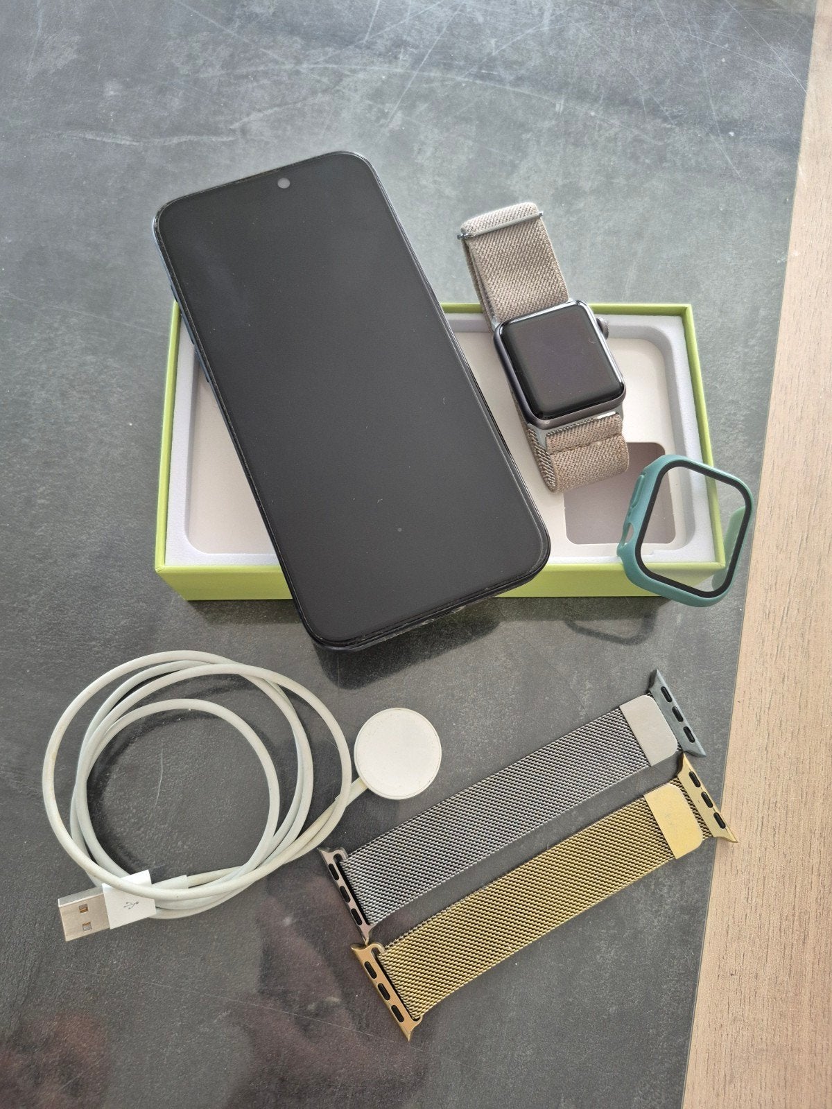 Iphone 15 pro max en Iwatch serie 3, Enlèvement ou Envoi