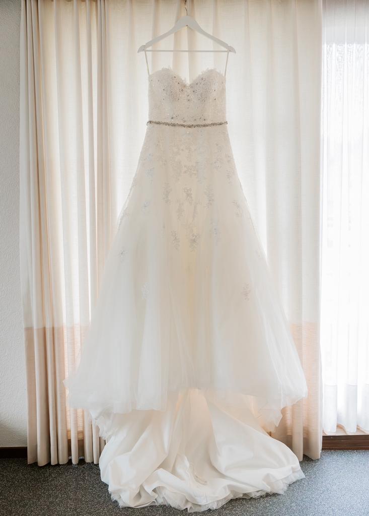 Trouwkleed : perfect in orde maat 42, Ophalen, Accessoires