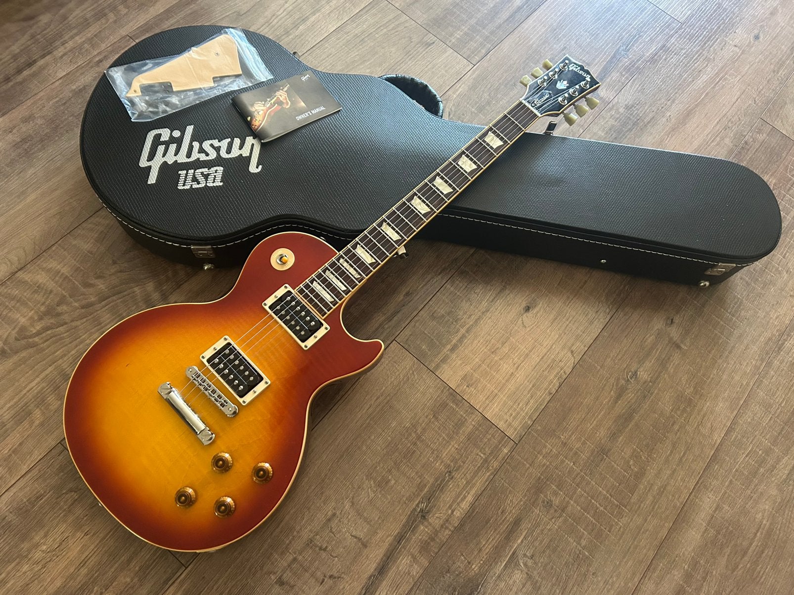 Gibson Les Paul ‘Classic Antique’ 2007 (Limited Run of 400), Muziek en Instrumenten, Ophalen, Zo goed als nieuw, Semi-solid body