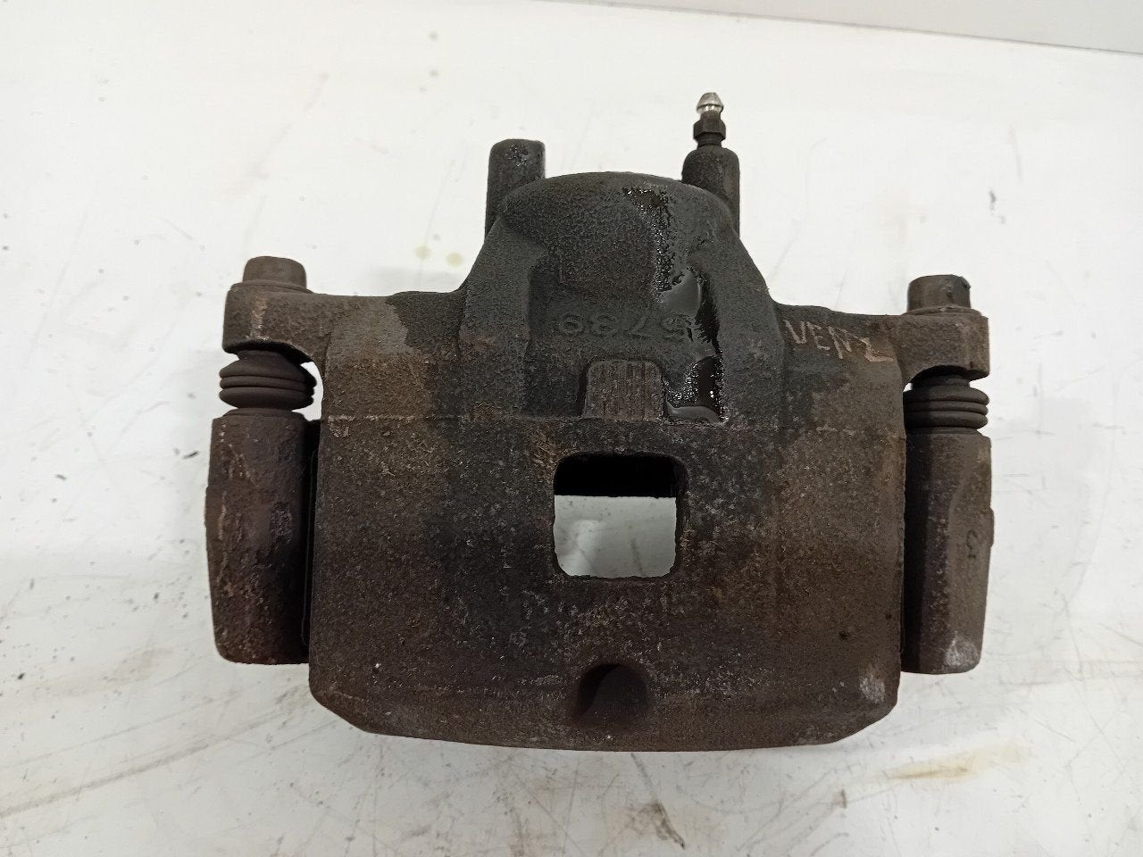 Remklauw links voor Chrysler Sebring, Autos : Pièces & Accessoires, Onderdelen@venauto.nl, Van der Ven Autorecycling B.V., Ettenseweg 76, 4706 PB Roosendaal, The Netherlands