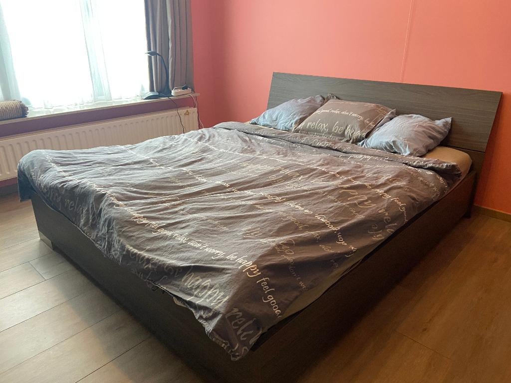 Tweepersoonsbed zonder lattenbodem, Huis en Inrichting, Slaapkamer | Bedden, Ophalen, Gebruikt, Bruin, 210 cm