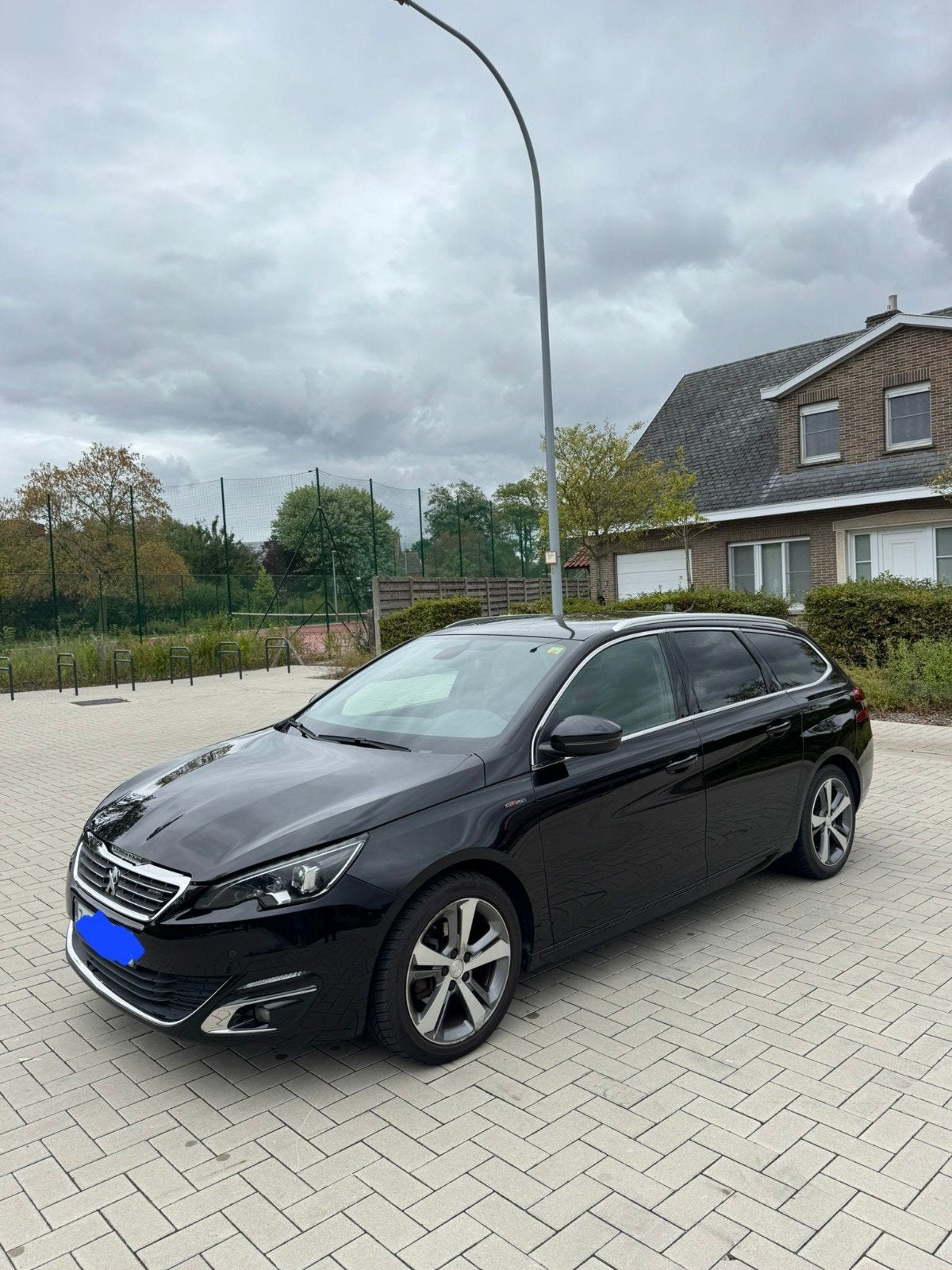 Peugeot 308 benzine 1.2 euro 6b uit 2015 met 150.000 km, Auto's, Particulier, Multifunctioneel stuurwiel, Te koop, Benzine