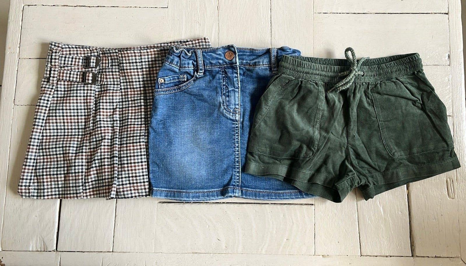 Lot de short , jupe et de jupe culotte, Enlèvement, Comme neuf, Taille 116