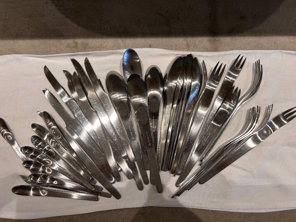 48-delig Deens design bestek van Georg Jensen, Huis en Inrichting, Keuken | Bestek, Zo goed als nieuw, Bestekset, Inox of Chroom