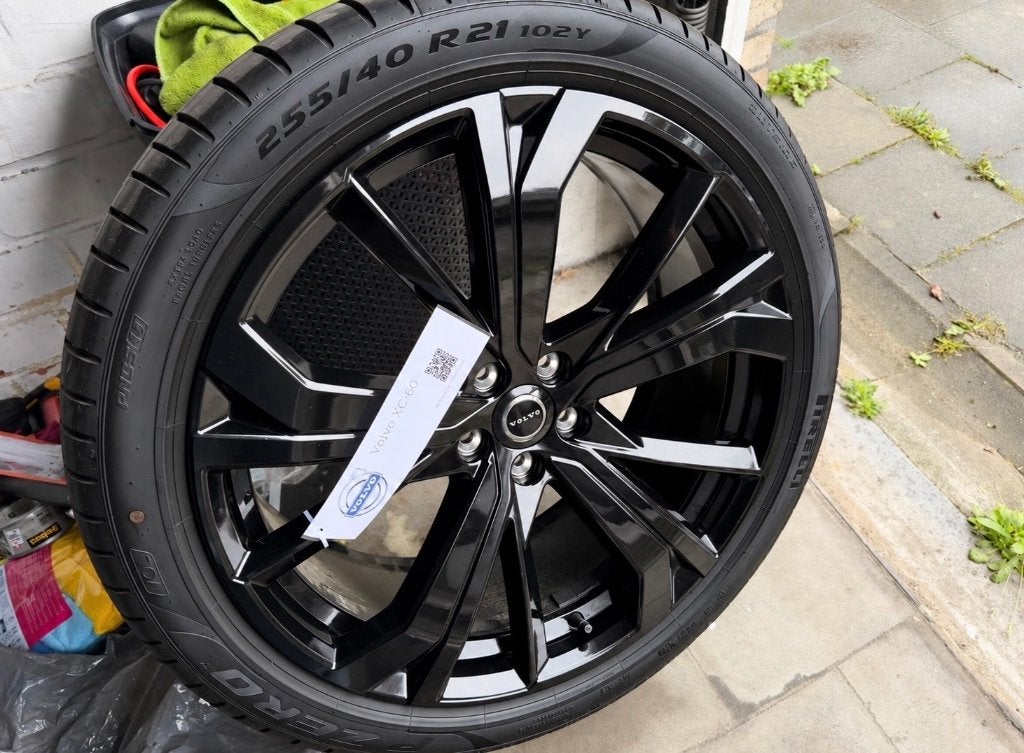 Jantes volvo xc60 21 pouces pneus pirelli Pzero, Autos : Pièces & Accessoires, Pneus et Jantes, 255 mm, Pneus été, 21 pouces
