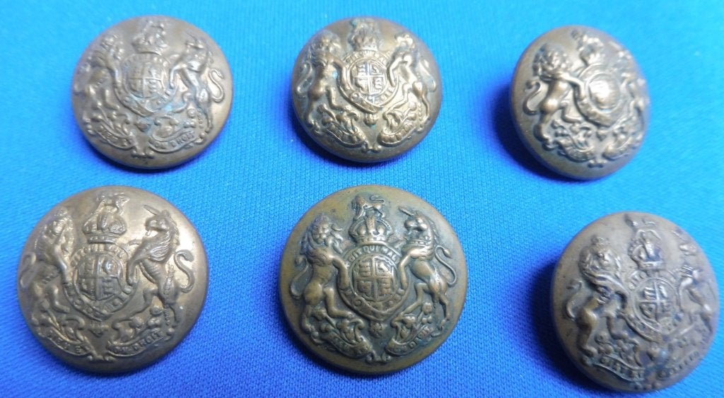 6 x Britse messing uniformknopen WO1/WO2 geen bodemvondsten, Envoi, Armée de terre, Emblème ou Badge