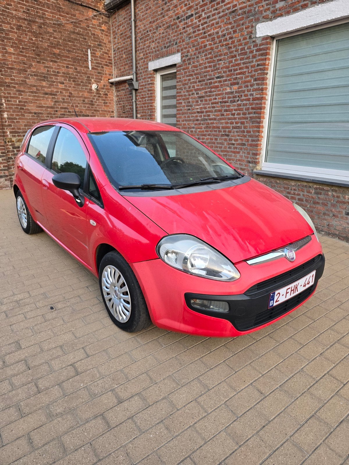 Fiat punto 750€ !!, Rouge, Euro 5, Achat, Boîte manuelle