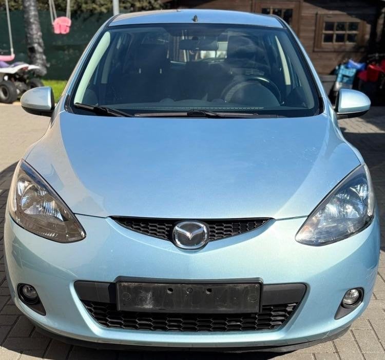MAZDA 2 2 JAAR GEKEURD VOOR VERKOOP, Auto's, Stof, Blauw, 5 deurs, Particulier