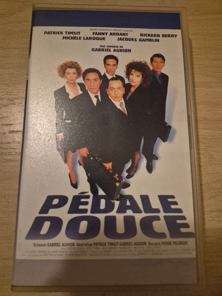 K7 VHS pedale douce, Cd's en Dvd's, Ophalen of Verzenden, Zo goed als nieuw, Komedie, Frans