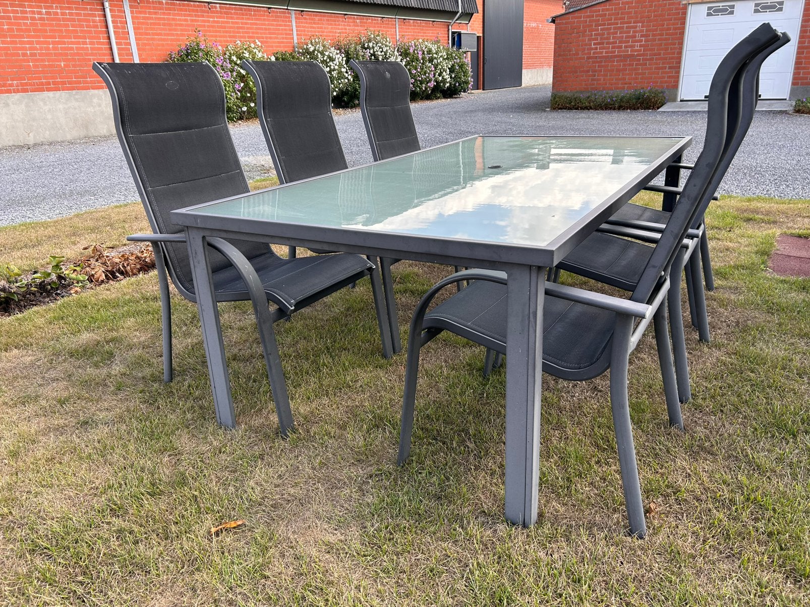 Tuintafel, met glazen blad, Tuin en Terras, Tuinsets en Loungesets, Ophalen, Gebruikt, 6 zitplaatsen, Aluminium
