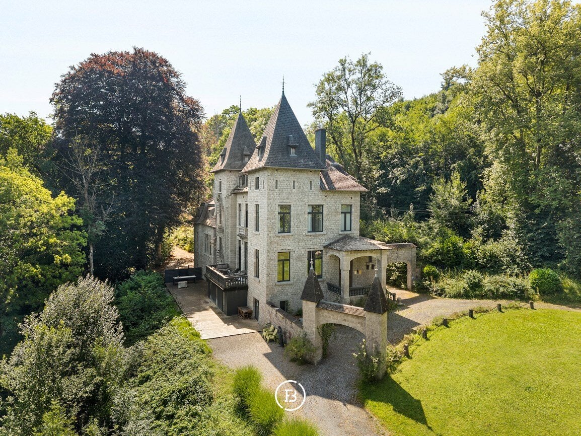 OFFRE D’EMPLOI – GARDIEN(NE) / AGENT(E) D’ENTRETIEN CHÂTEAU, Offres d'emploi, Permis de conduire B