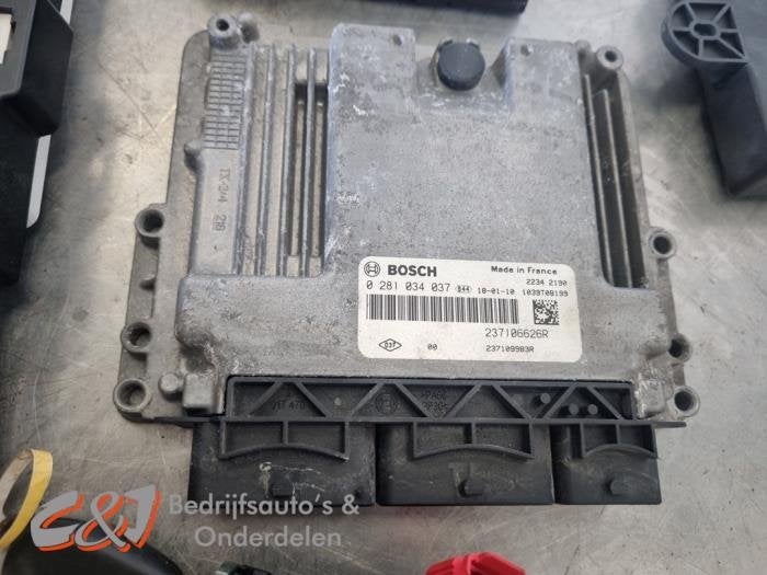 Kontaktslot + computer van een Renault Trafic, Gebruikt, -, Renault, -