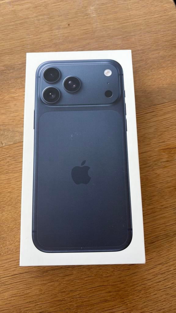 Iphone 17 Pro Max 256gb + Silicone case, Telecommunicatie, Mobiele telefoons | Apple iPhone, Nieuw, Ophalen, 256 GB, Overige modellen