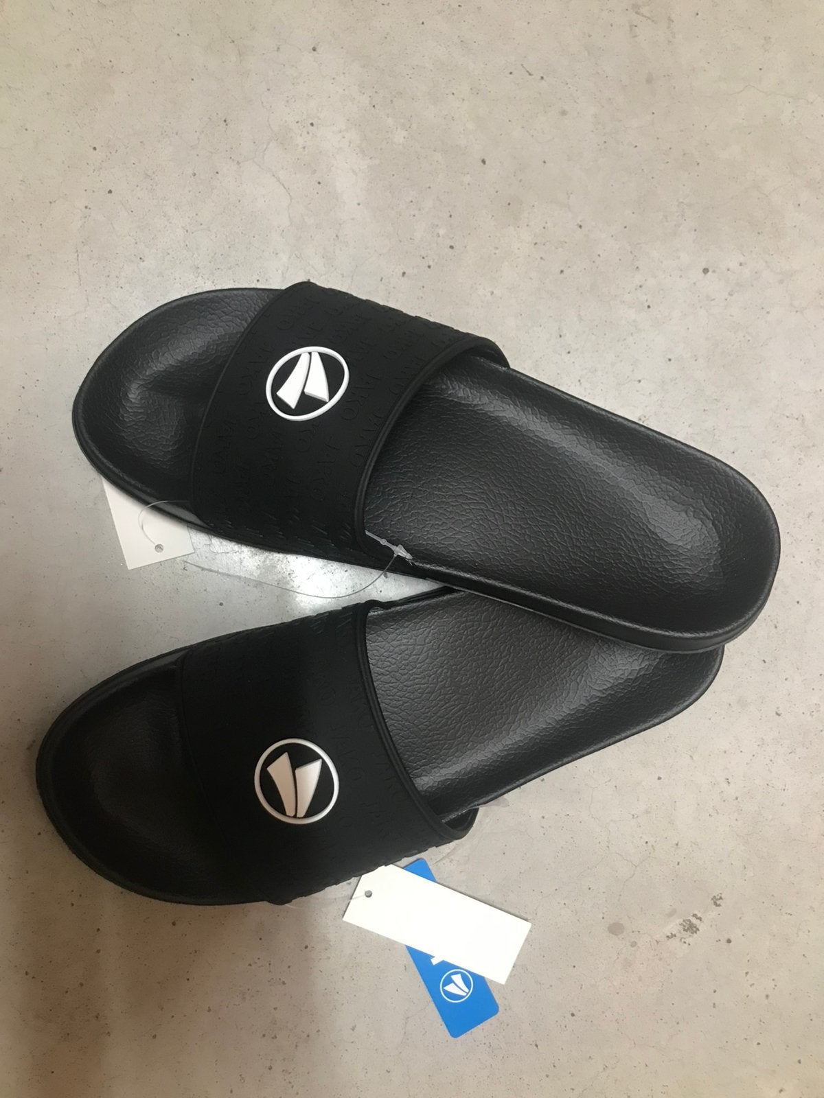 Nieuwe badslippers JAKO, Vêtements | Hommes, Enlèvement ou Envoi