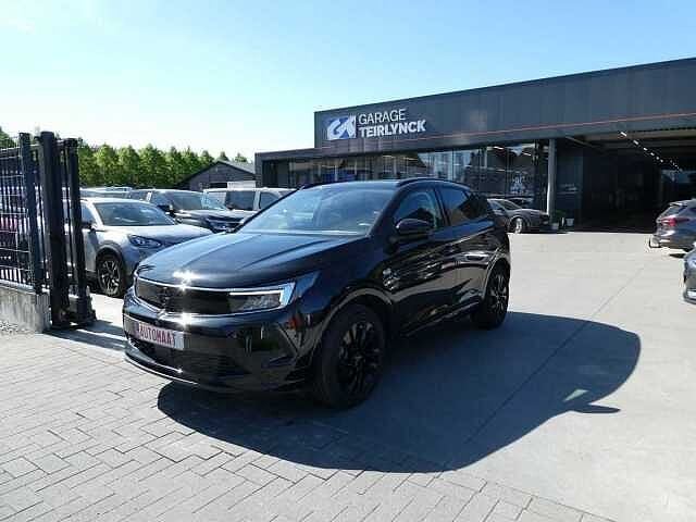Opel Grandland 1.2 i 130pk Automaat GS Line Black Edition, Auto's, Zwart, Bedrijf, 5 zetels, USB
