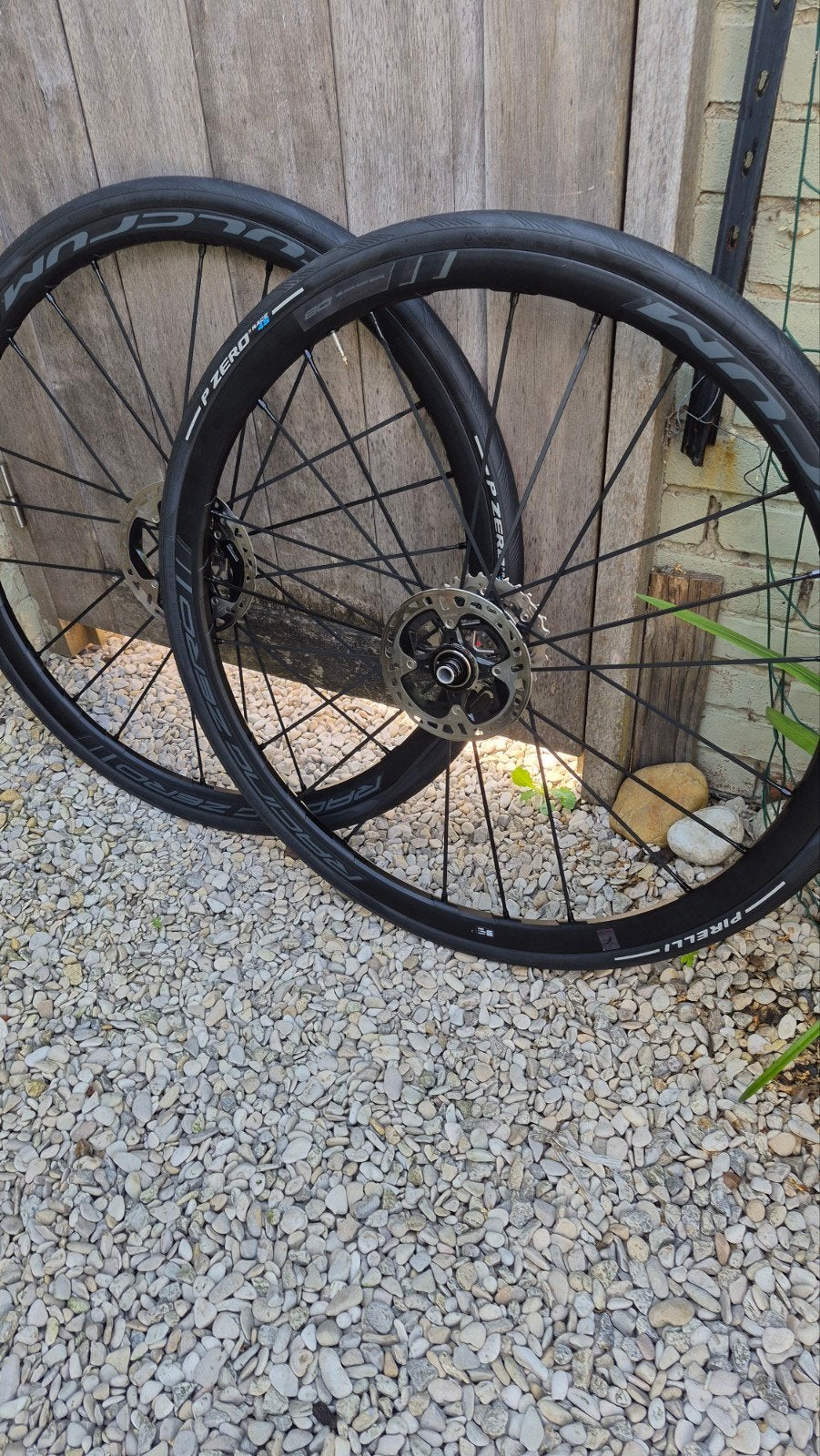 Paire de roues Fulcrum Racing Zero Disc en parfait état avec, Enlèvement