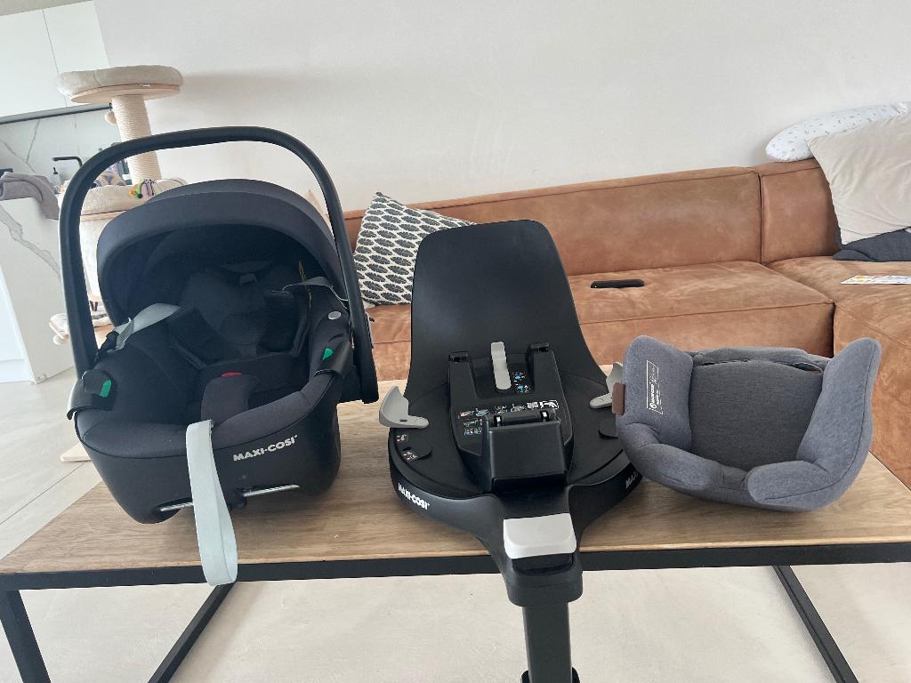 Maxicosi Pebble Isize 360, 0 à 18 kg, Enlèvement, Utilisé, Isofix