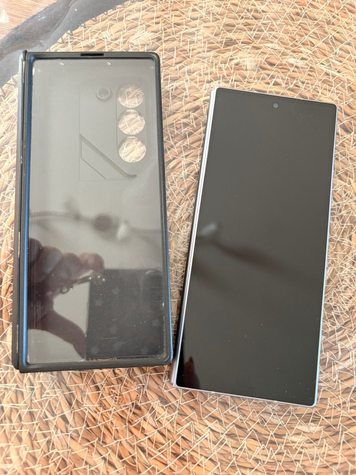 Très peu utilisé casi neuf Samsung z fold 6 256gb silver, Télécoms, Enlèvement, Comme neuf