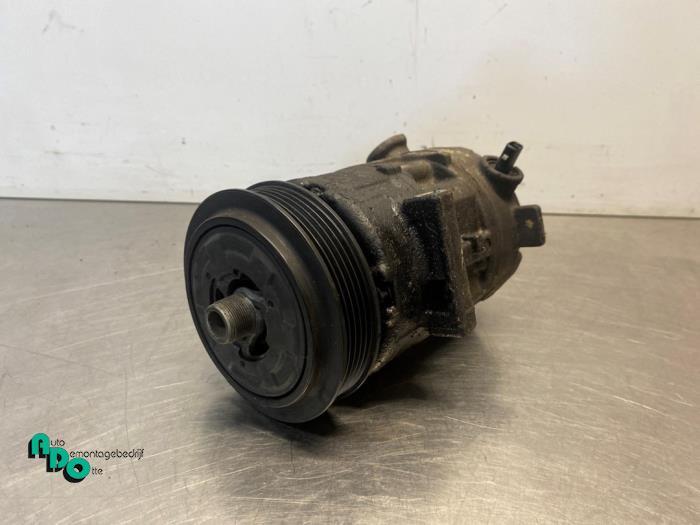 Aircopomp van een Opel Corsa (Corsa D 07-), Gebruikt, -, -, Opel