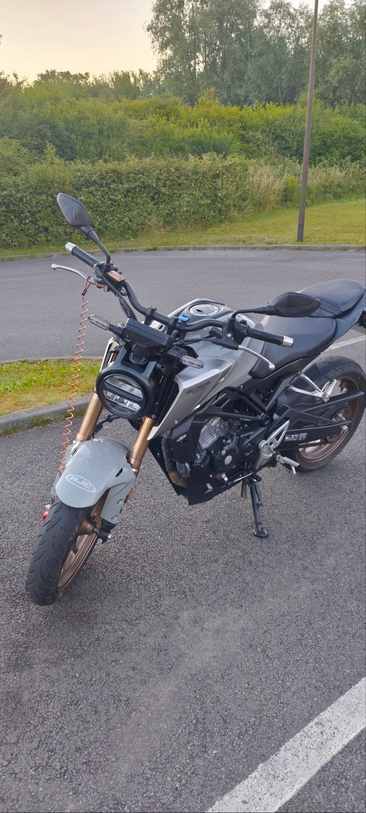 Moto honda cb125r, Motos, Motos | Honda, Particulier