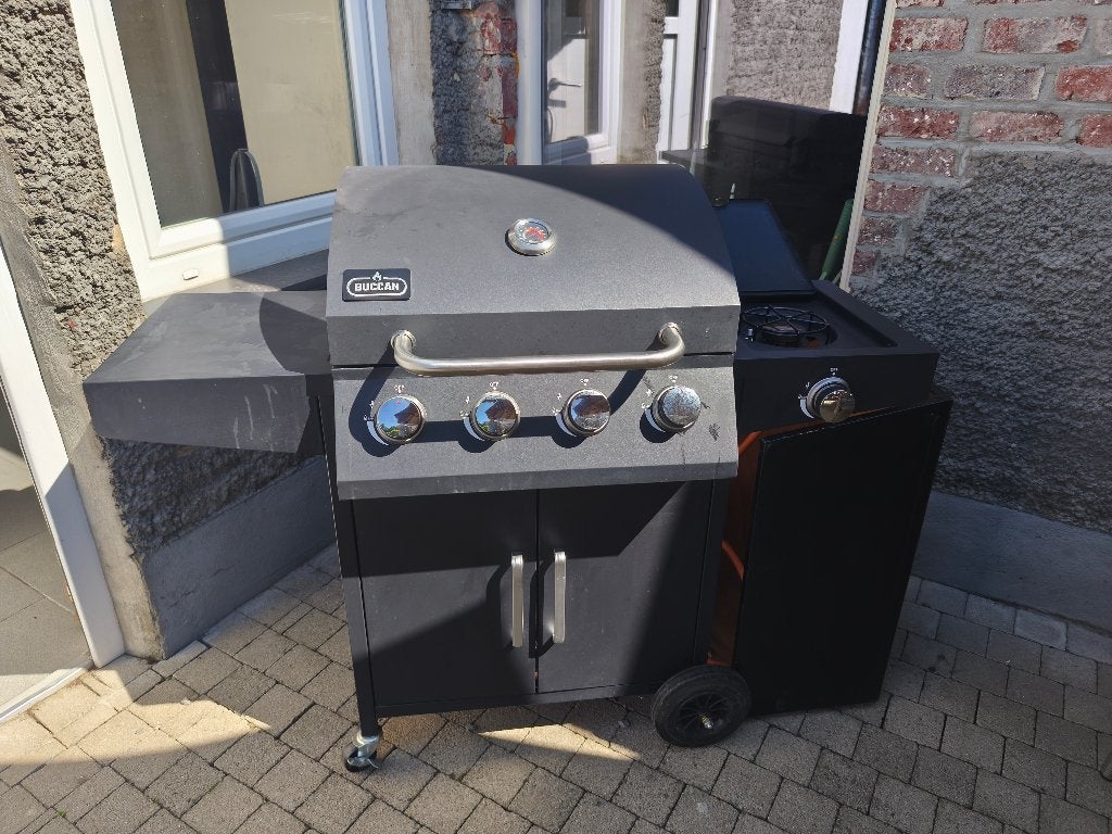 gas barbecue, Tuin en Terras, Ophalen, Gebruikt, Buccan