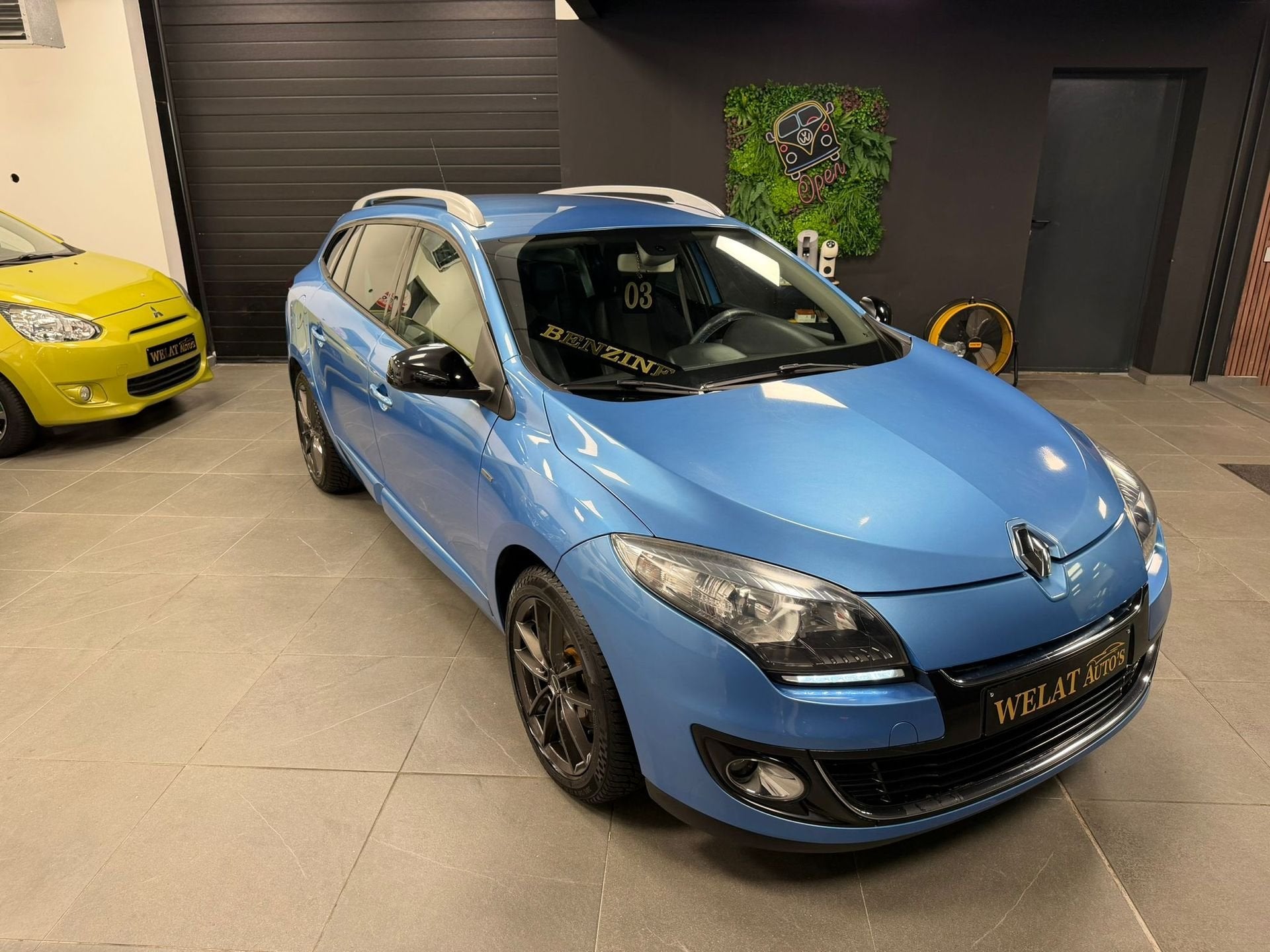 Renault Megane 2012 BENZINE, Auto's, Voorwielaandrijving, Euro 5, Gebruikt, https://public.car-pass.be/vhr/8eebbf7d-4764-4174-bb8e-90303f9fd5d3