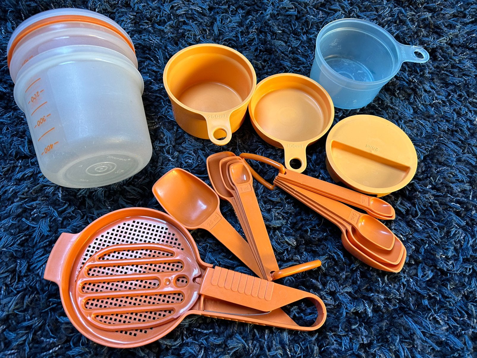 Tupperware maatkopjes en maatlepels, Huis en Inrichting, Ophalen, Gebruikt, Overige kleuren