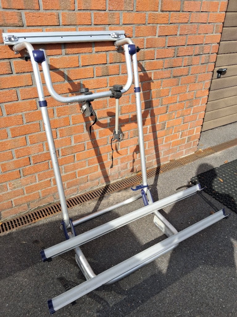 Thule fietsrek omnistar sport 2 fietsen, Caravanes & Camping, Enlèvement, Comme neuf