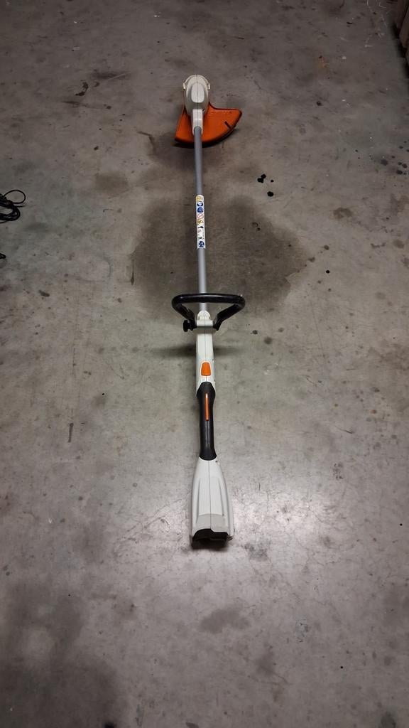 Debroussailleuse stihl ,taille haie stihl et tronçonneuse, Enlèvement