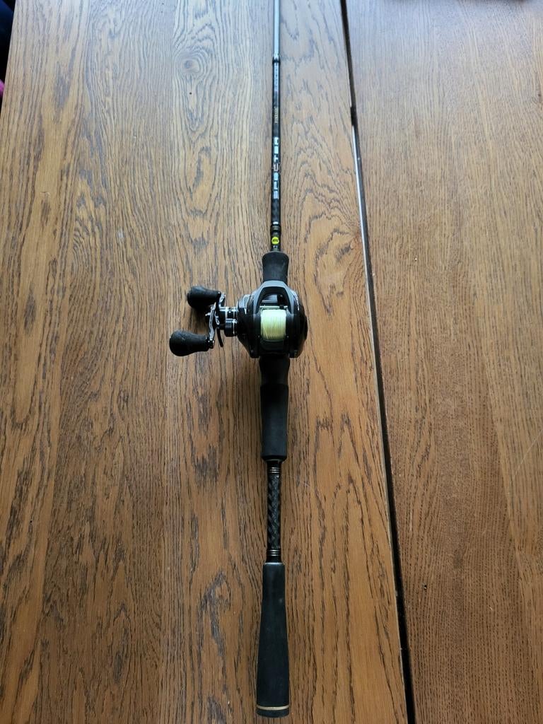 Te koop: Complete Spro Pelagic hengel en reel set – topstaat, Sports nautiques & Bateaux, Pêche à la ligne | Poissons prédateurs