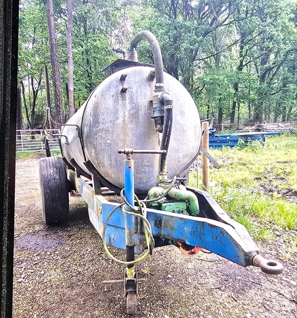 Gierton Record: 6500 liter., Ophalen