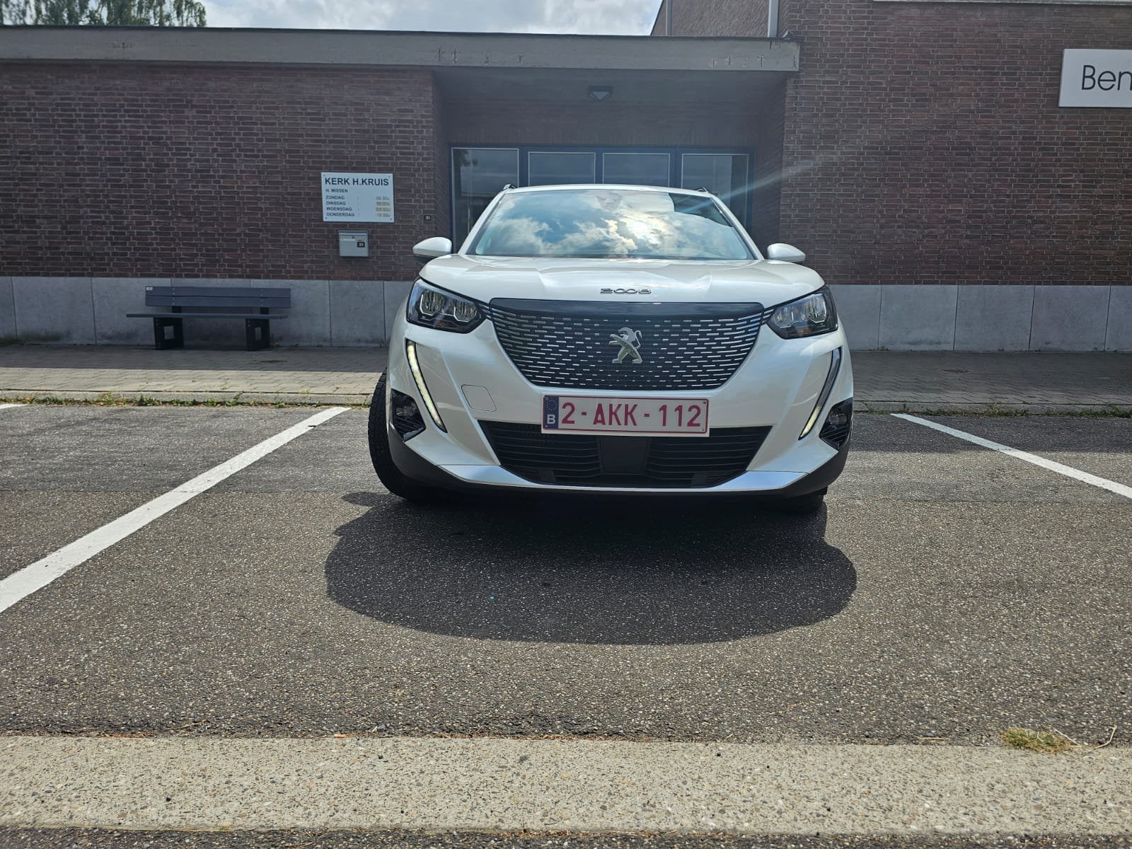 Peugeot 2008, 1280 kg, Euro 6, 5 portes, 5 places