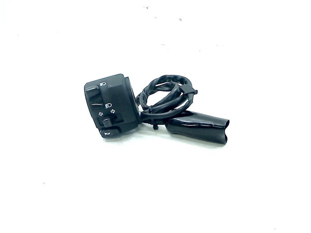 STUURSCHAKELAAR LINKS Kawasaki Z 400 (01-1970/-), Motoren, Dhr. S. di Majo, Gebruikt, Info@cama-motorparts.nl, P.J. Troelstraweg 8 8
3144 CX  MAASSLUIS, NL