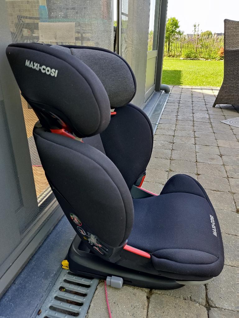 Autostoel, Kinderen en Baby's, Autostoeltjes, Ophalen, Verstelbare rugleuning, Zo goed als nieuw, 9 t/m 36 kg