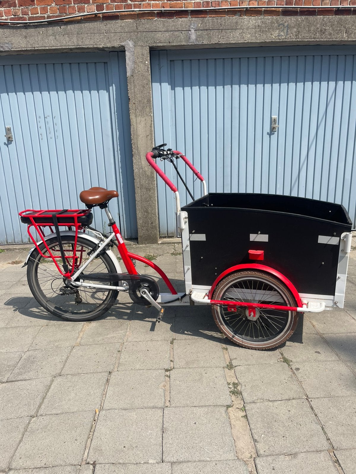 Velo cargo electrique avec tout les accessoires, Vélos & Vélomoteurs, Autres marques, Électrique, Frein à tambour, Enlèvement