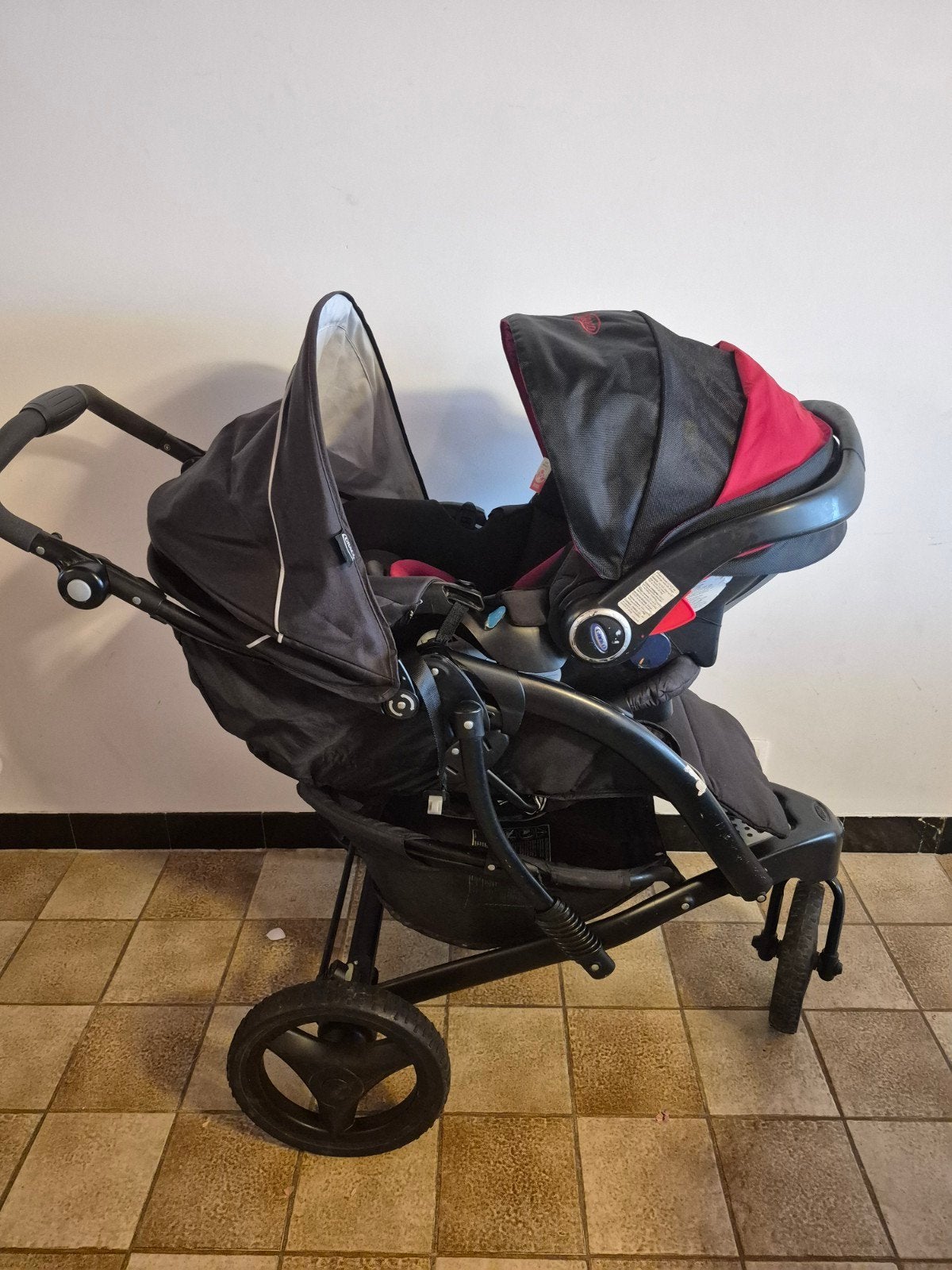 Poussette Graco, Avec siège auto, Autres marques, Enlèvement ou Envoi, Comme neuf