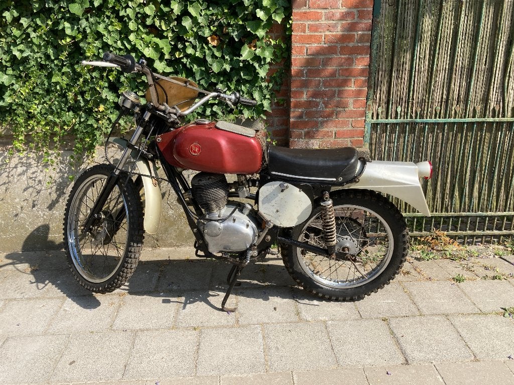 Gilera regolarita competizione, Motoren, Ophalen