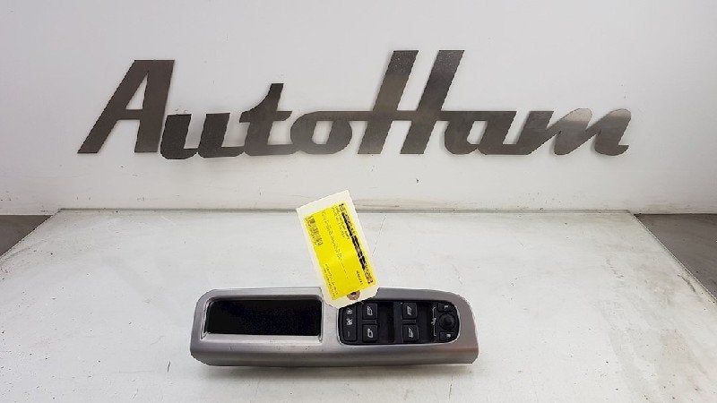 COMMUTATEUR VITRES ELECTRIQUES Volvo V50 (MW), Dhr. J. Ham, Administratie@autoham.nl, Nijkerkerstraat 27a 27a
3821 CD  AMERSFOORT, NL