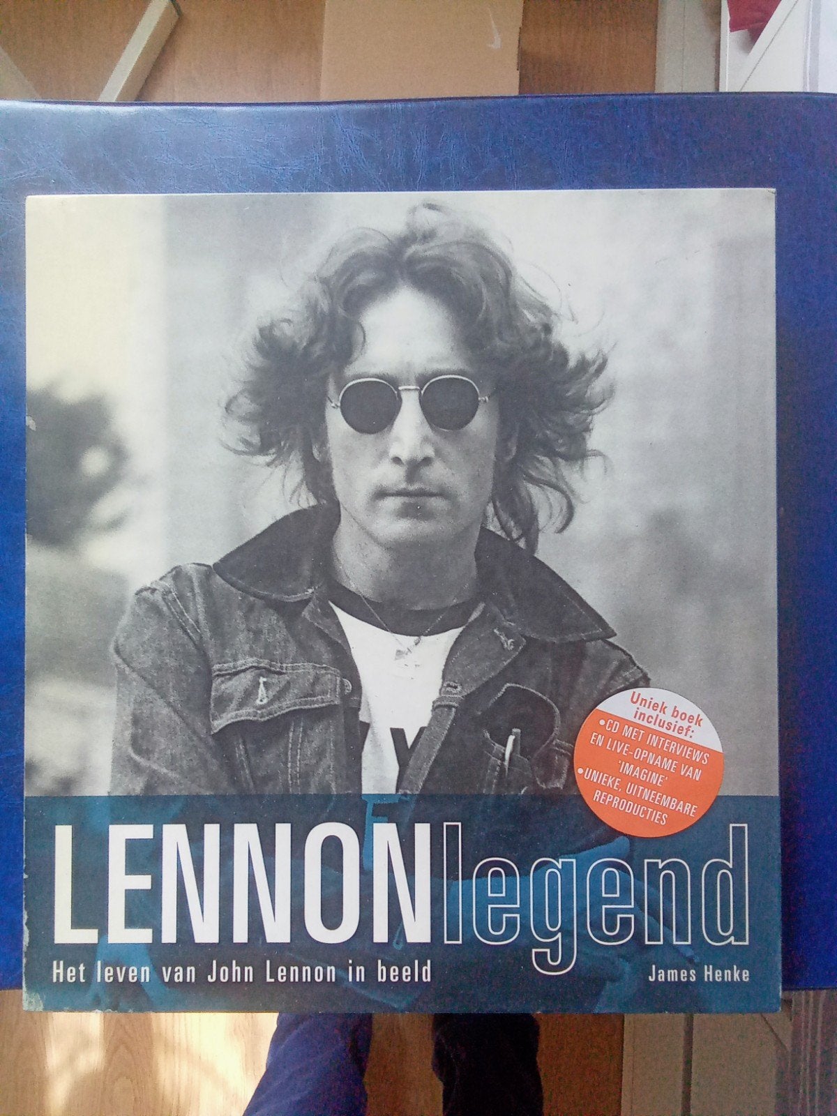Box met boek en CD van John Lennon, Boeken, Ophalen of Verzenden