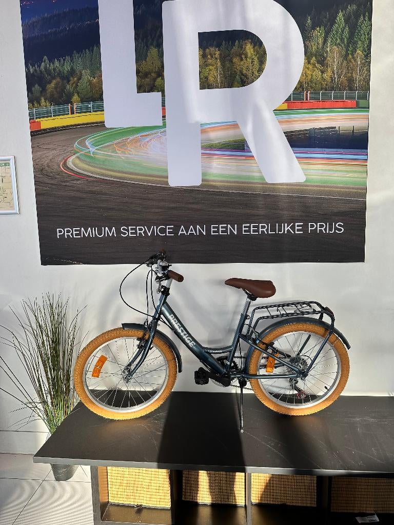 Prestige Ashly, Enlèvement, Neuf, 20 pouces ou plus, Prestige