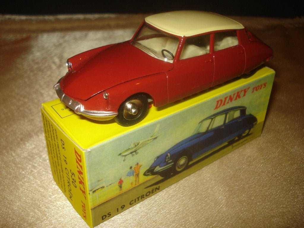 DINKY TOYS Citroën DS 19 Réédition + Boîte, Enlèvement ou Envoi, Neuf, Voiture, Dinky Toys