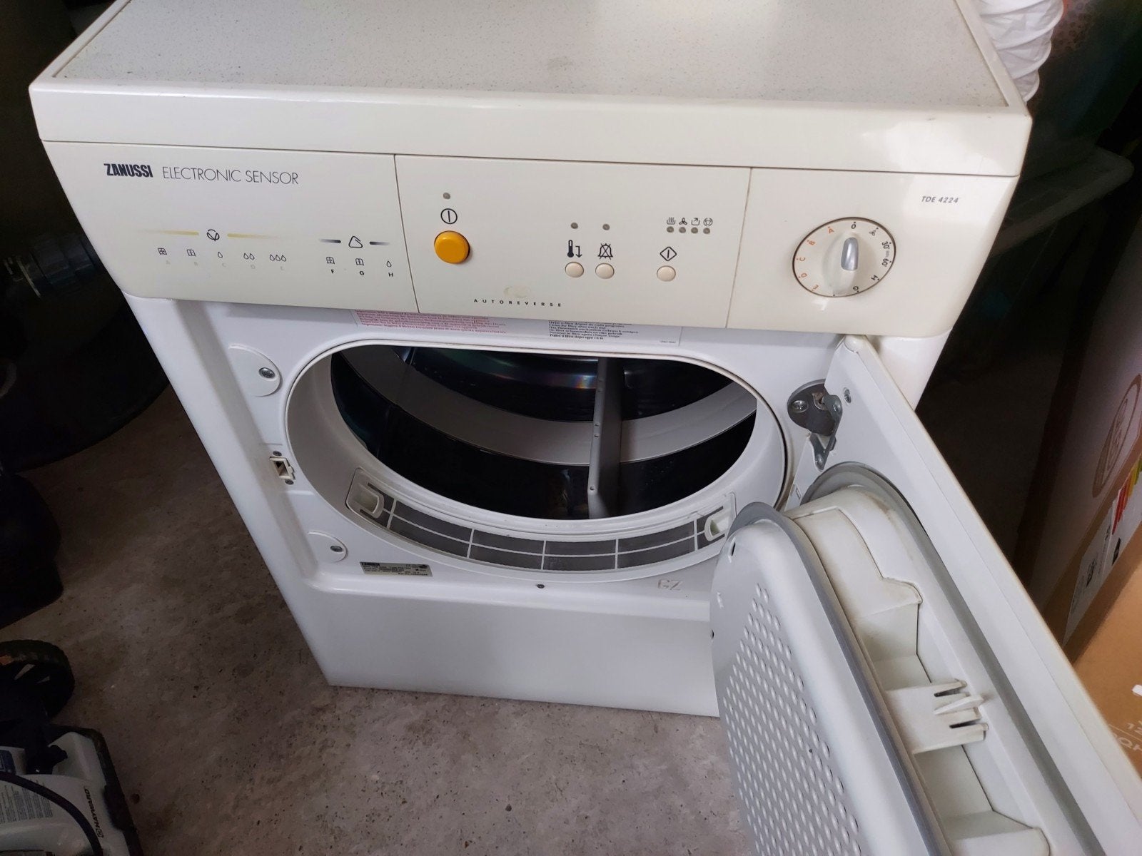 droogkast zanussi, Elektronische apparatuur, Droogkasten, Ophalen, 6 tot 8 kg, Luchtafvoer, Zo goed als nieuw
