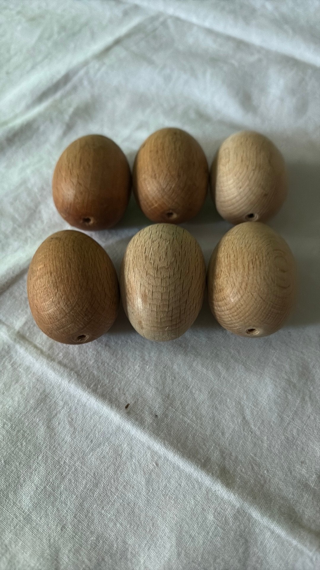 Six. Œufs de pigeon., Collections, Enlèvement
