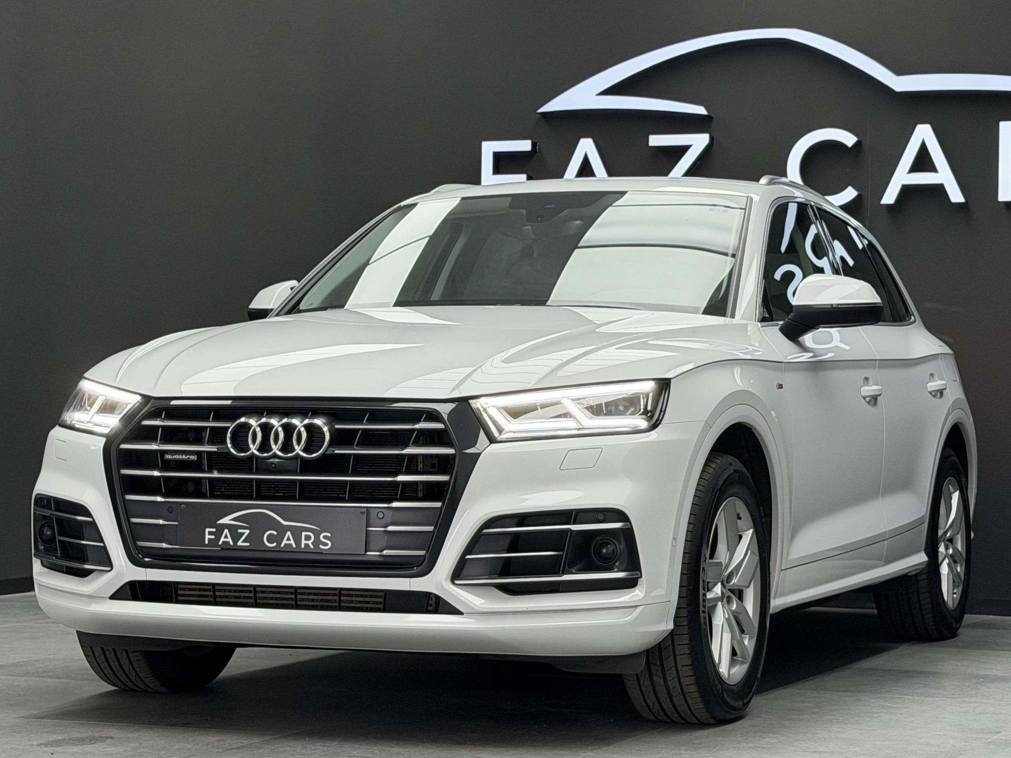 Audi Q5 PHEV 55 TFSi e Quattro S-Line * 1ER PROP + GPS + TVA, Gebruikt, 4 cilinders, Wit, Leder