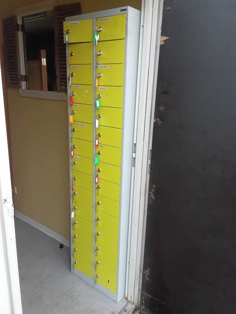 Metalen lockerkast, Ophalen, Gebruikt